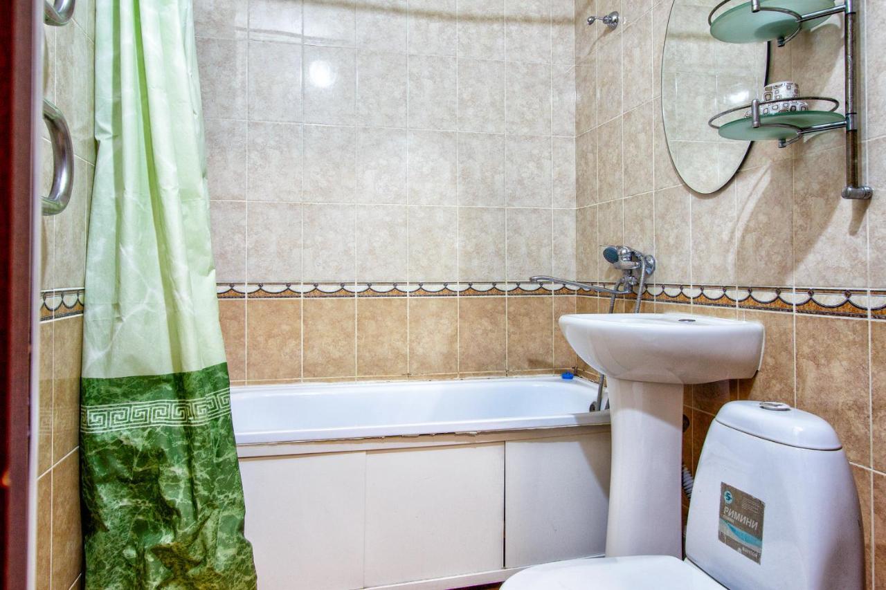 434 Lighthouse Apartments Arbat - Traveler'S Choice Alma-Ata Exteriör bild