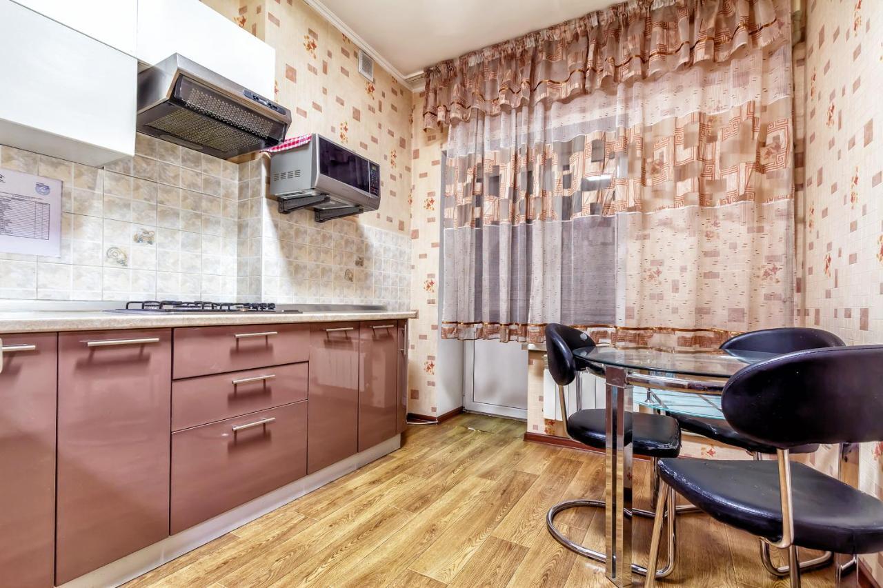 434 Lighthouse Apartments Arbat - Traveler'S Choice Alma-Ata Exteriör bild